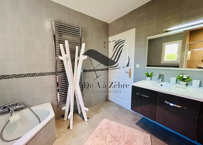 Maison De Famille - Piscine Chauffée Et Vue Sur L'océan Atlantique Villa *